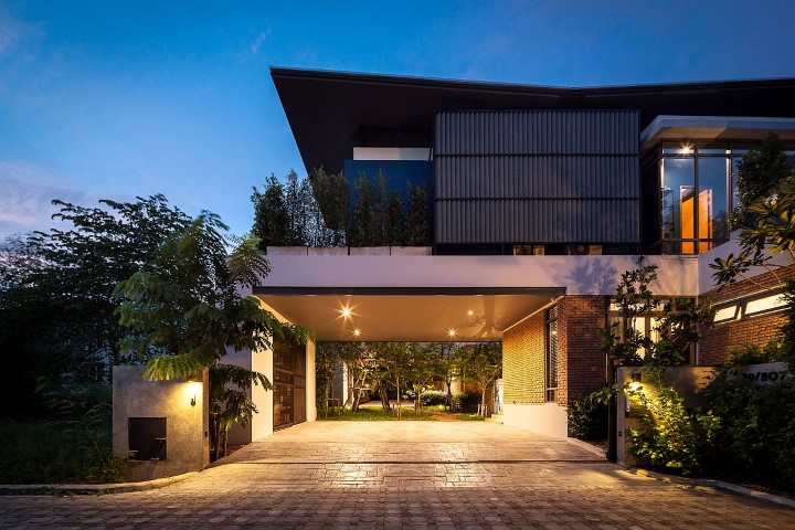 Inspiring houses located in Bangkok_house from outside