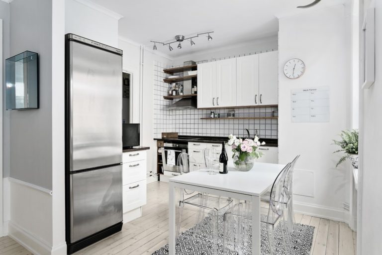 How white color helps your small apartment look bigger - Loftspiration