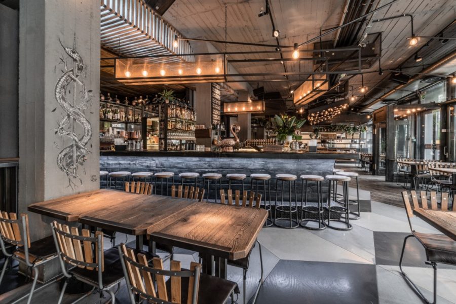 Industrial chic: a beautifully designed bar from Budapest - Loftspiration