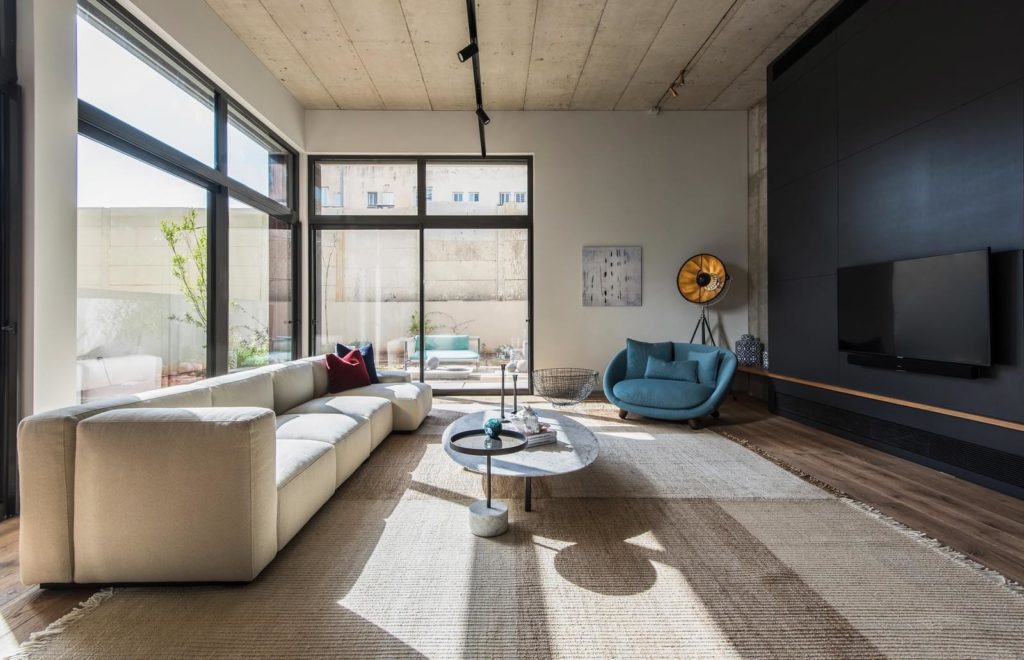 industrial style apartment from Tel Aviv_living room